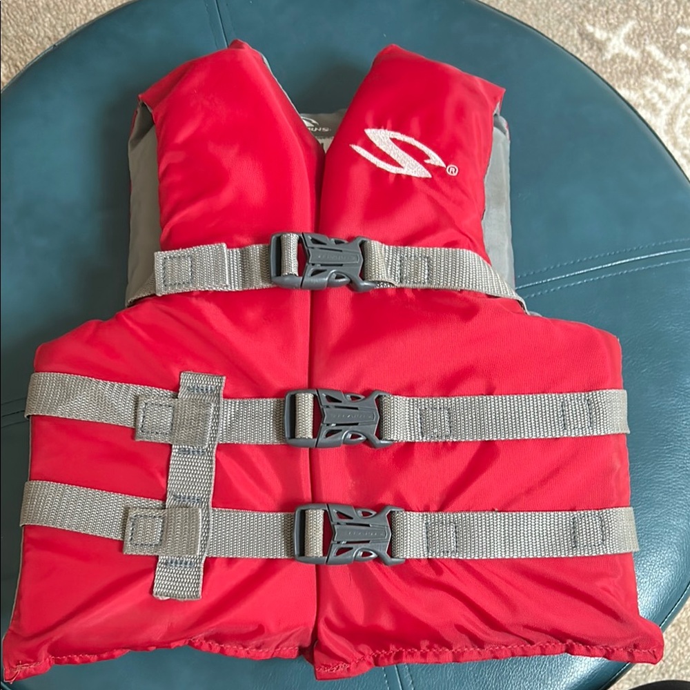 Stearns Youth Red Life Jacket